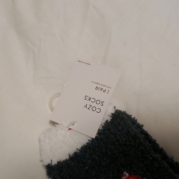 NWT cozy socks - Picture 2 of 4